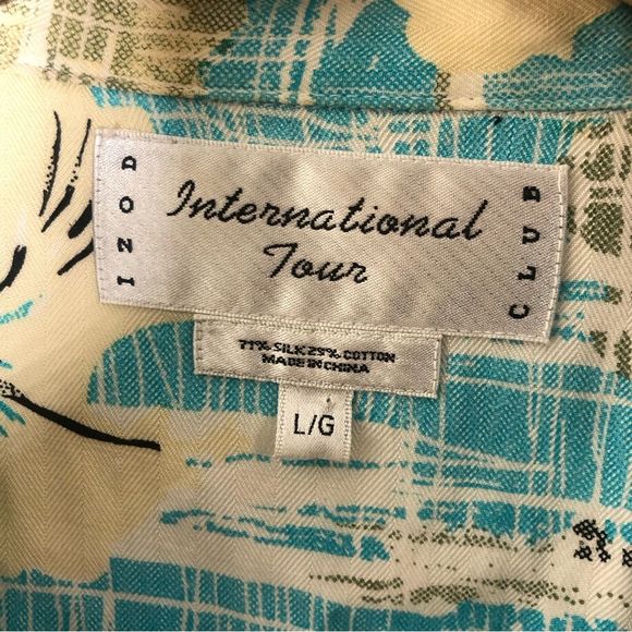 International Tour vintage silk blend tropical vacation button down dress shirt - Picture 2 of 3